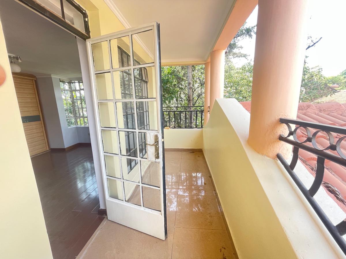 5 Bed Townhouse with En Suite in Lavington - 7