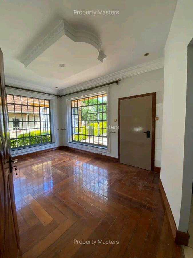 3 Bed Villa with En Suite at Kigwaru Drive - 14