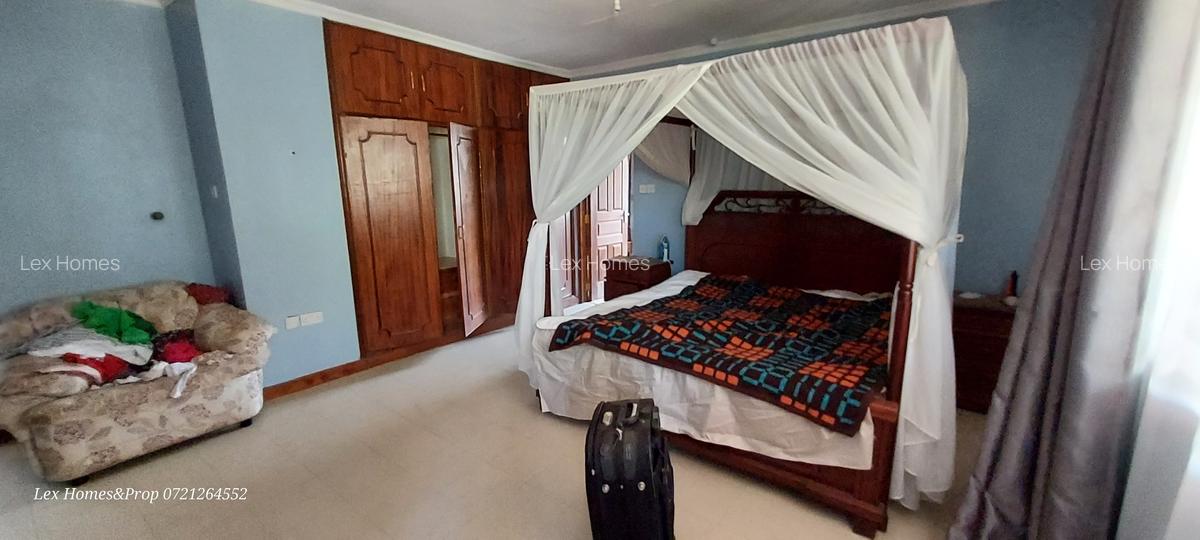 4 Bed Villa with En Suite at Masai Lodge - 16