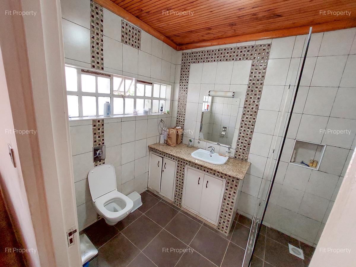 5 Bed House with En Suite in Muthaiga - 7