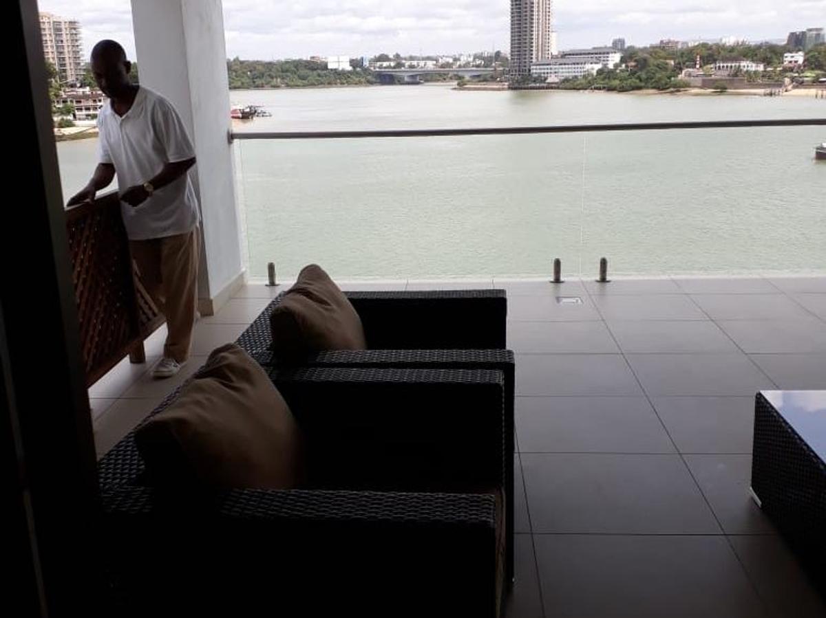 Furnished 3 Bed Apartment with Swimming Pool in Nyali Area - 6