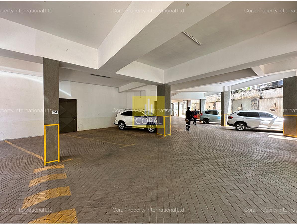 4 Bed Apartment with Borehole in Parklands - 20