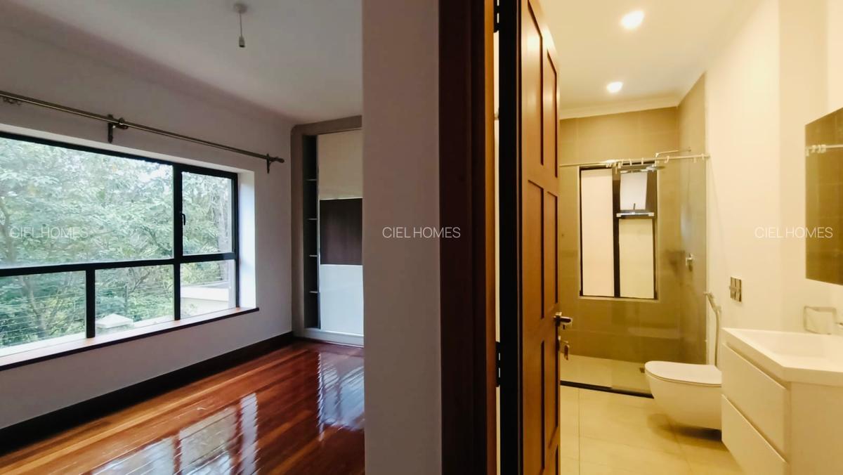 4 Bed Villa with En Suite at Kaputei - 12