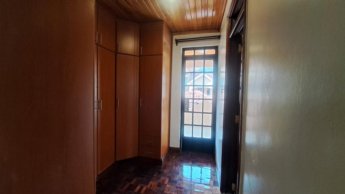 5 Bed Townhouse with En Suite at Chalbi Drive - 17