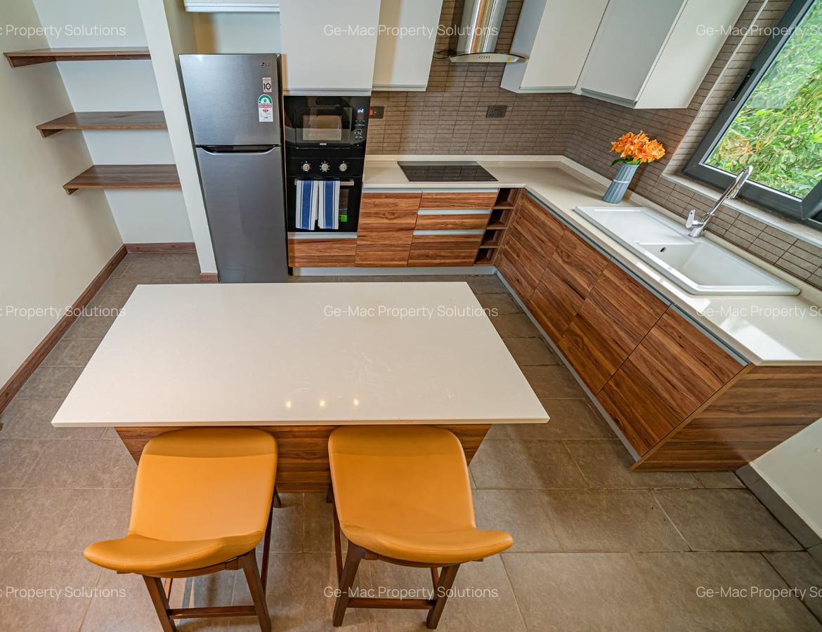 Serviced 2 Bed Apartment with En Suite in Westlands Area - 3