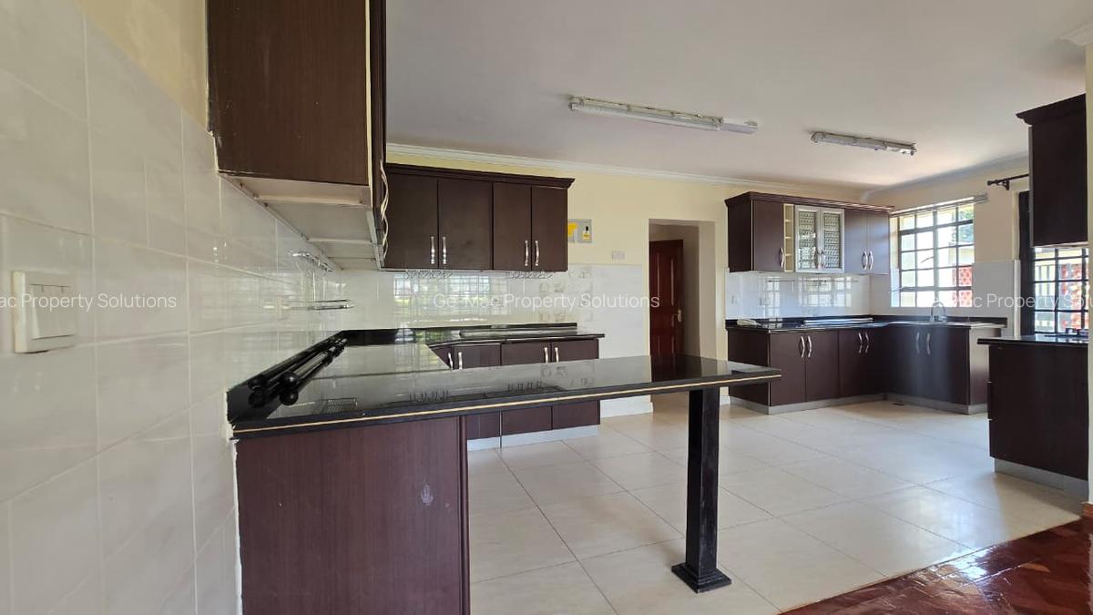 4 Bed House with En Suite in Kitisuru - 3