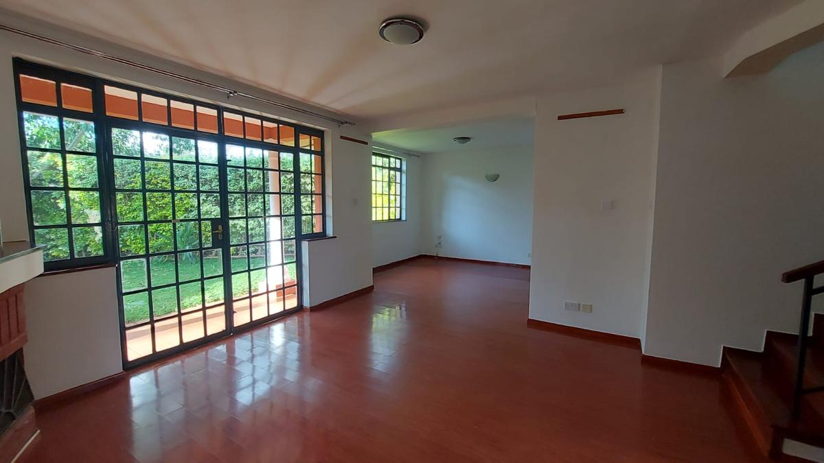 4 Bed House with En Suite at Fourways Junction - 3