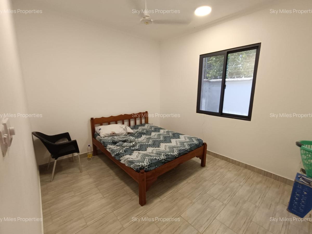3 Bed House with Garden at Aloo Drive Residence - 11
