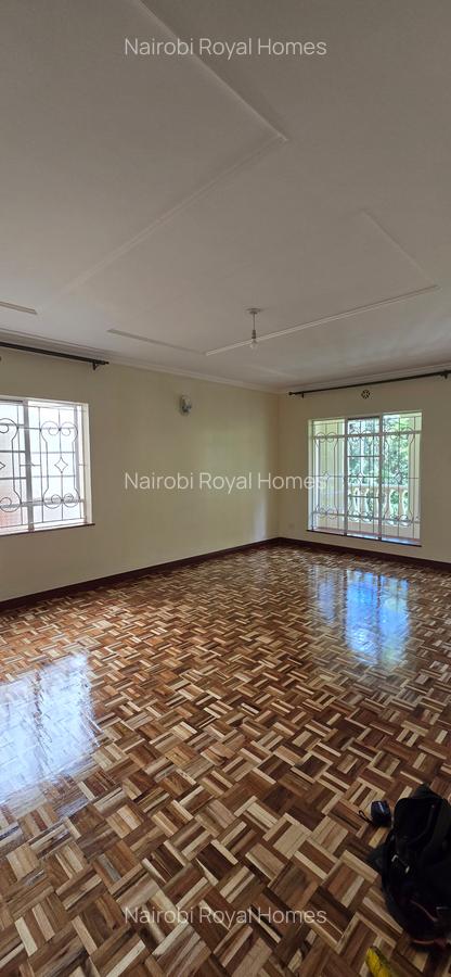 4 Bed Townhouse with En Suite at Lavington Green - 14