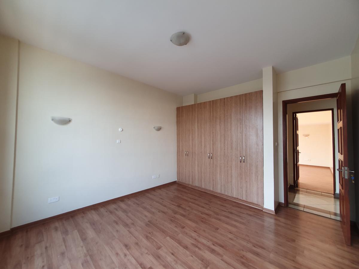 3 Bed Apartment with En Suite at Mpaka Rd - 11