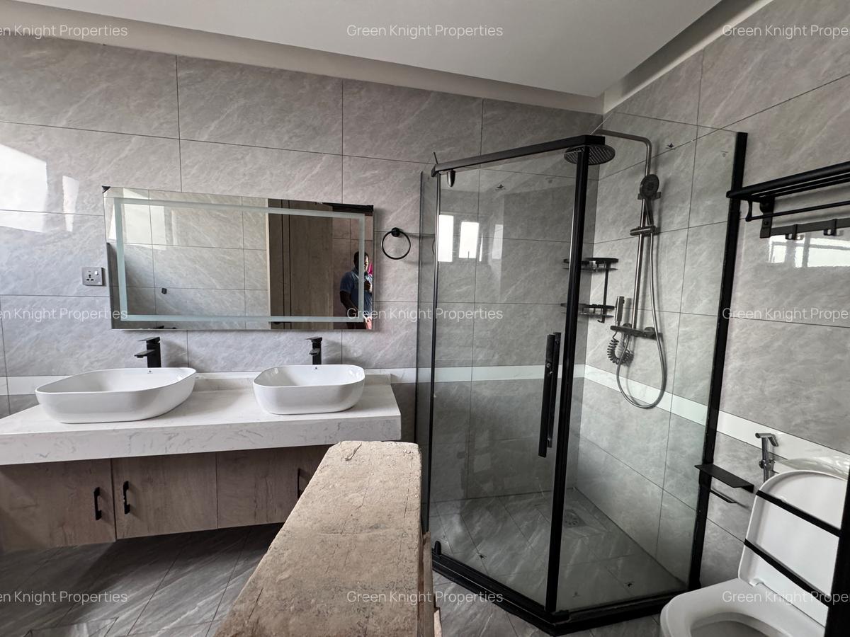 Serviced 4 Bed Apartment with En Suite in Kileleshwa - 9