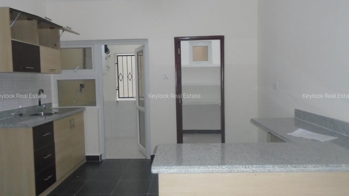 2 Bed Apartment with En Suite at Gitanga Road - 10