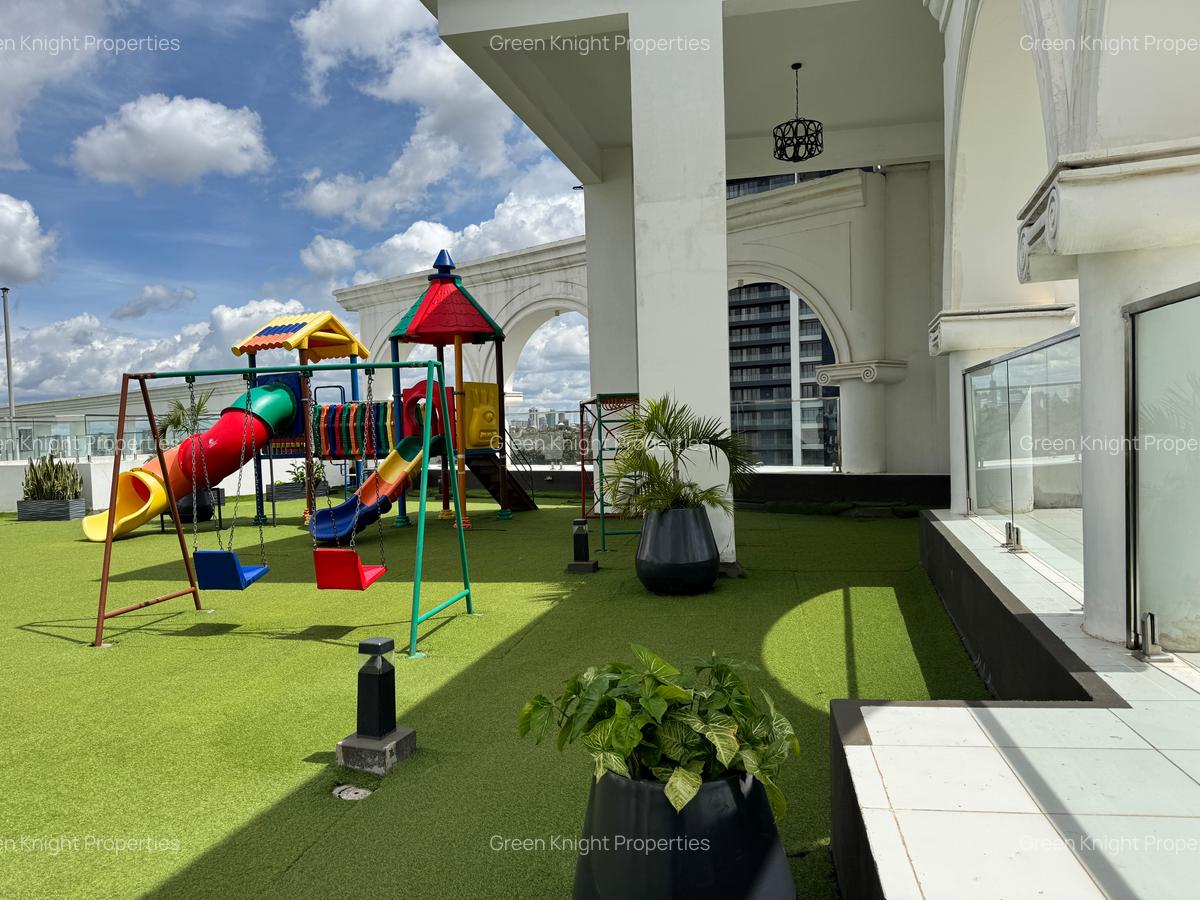 Serviced 2 Bed Apartment with En Suite in Parklands - 3