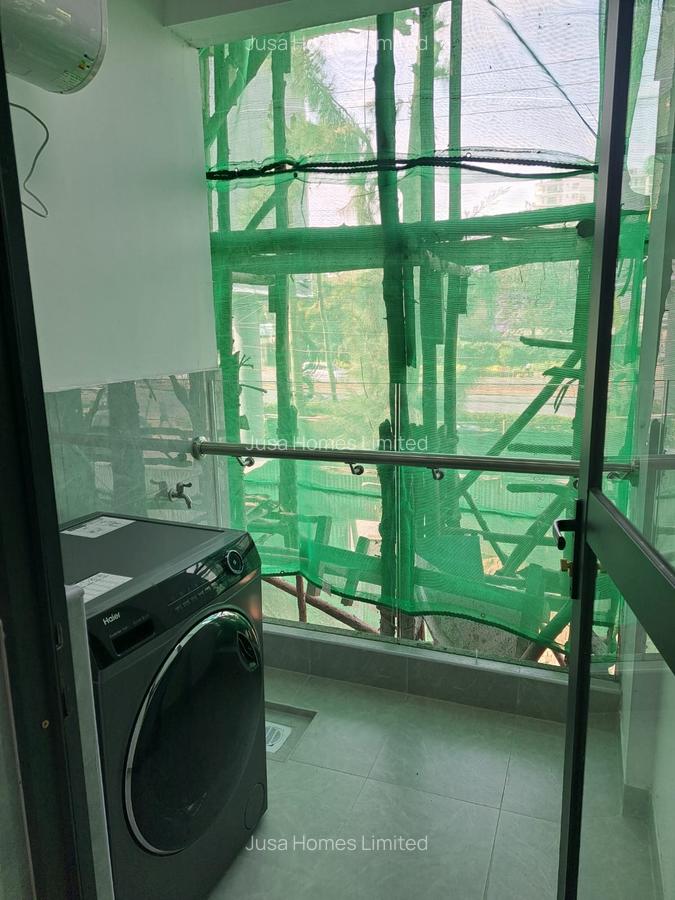 1 Bed Apartment with En Suite at Adams - 12