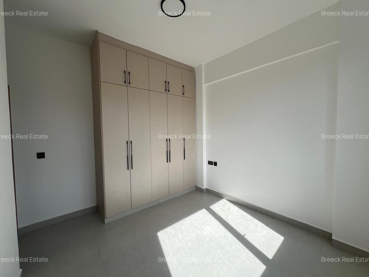 3 Bed Apartment with En Suite at Brookside Drive - 5
