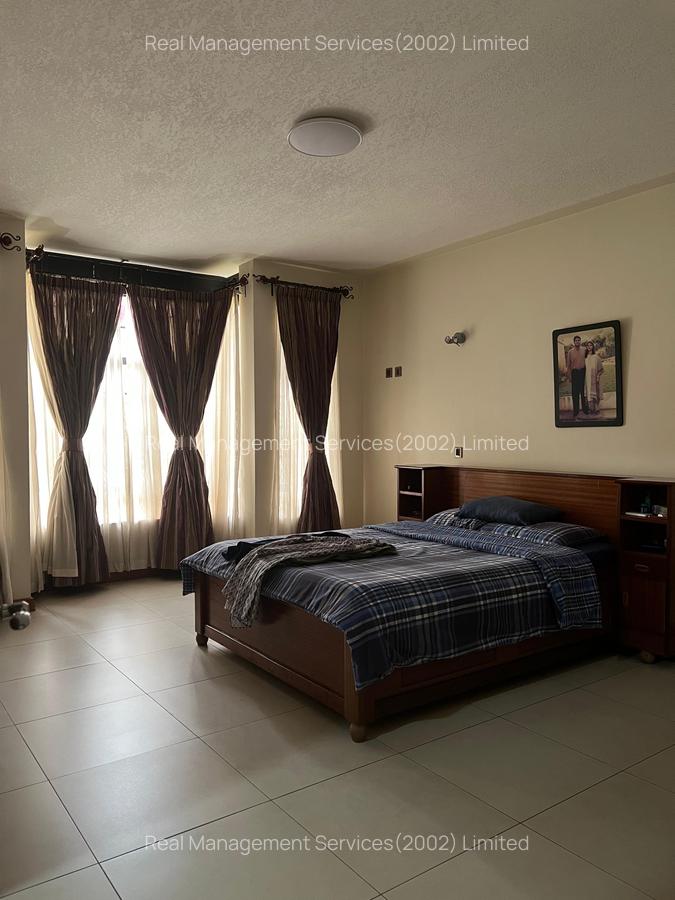 4 Bed Apartment with En Suite at General Mathenge - 10