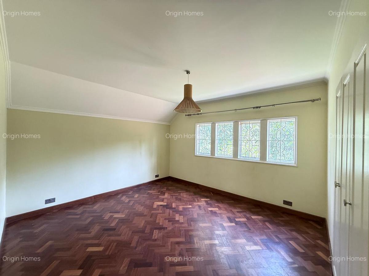 5 Bed House with En Suite at Old Muthaiga - 12