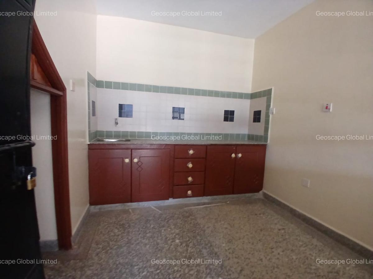 8,000 ft² Warehouse with Parking in Syokimau - 12