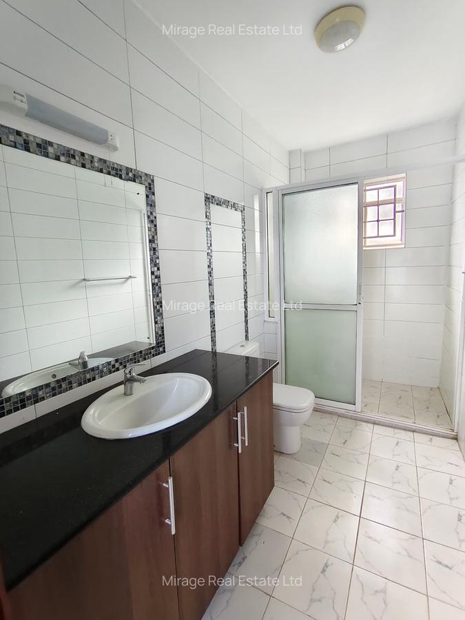 3 Bed Apartment with En Suite in Rhapta Road - 12