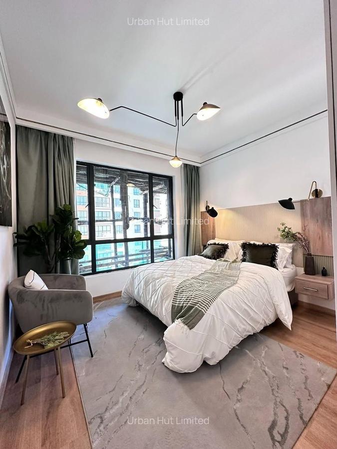 2 Bed Apartment with En Suite in Lavington - 9