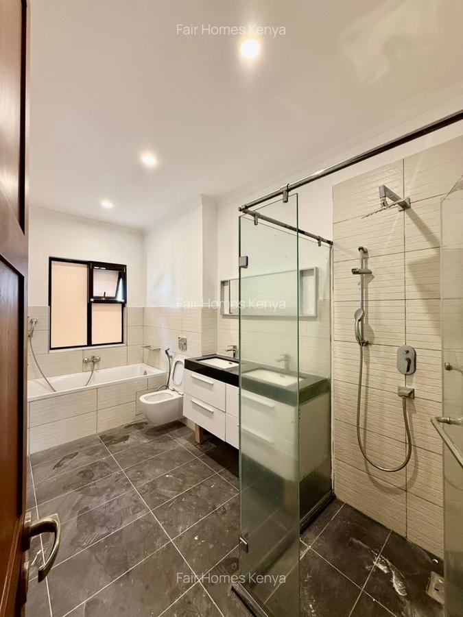 4 Bed Townhouse with En Suite at Kaputei Gardens - 3