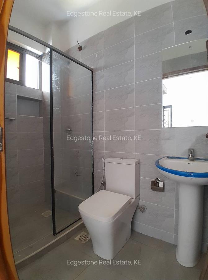 2 Bed Apartment with En Suite in Mtwapa - 20