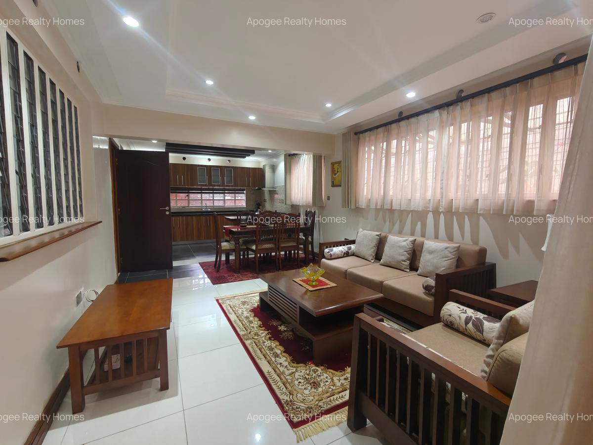 2 Bed House with En Suite at Evergreen - 4