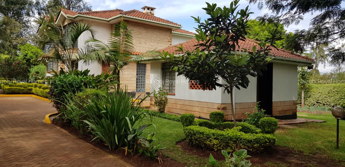 5 Bed House with En Suite at Rosslyn Heights - 14
