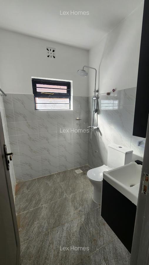 4 Bed House with En Suite at Forest Line Road - 10