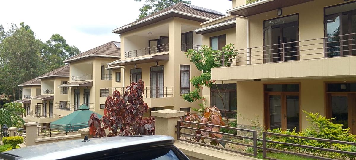 5 Bed Townhouse with En Suite in Lavington - 1