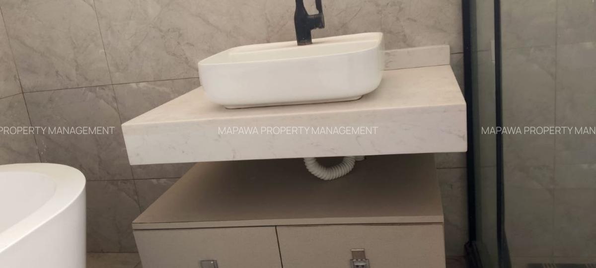 3 Bed Apartment with En Suite in Kilimani - 4