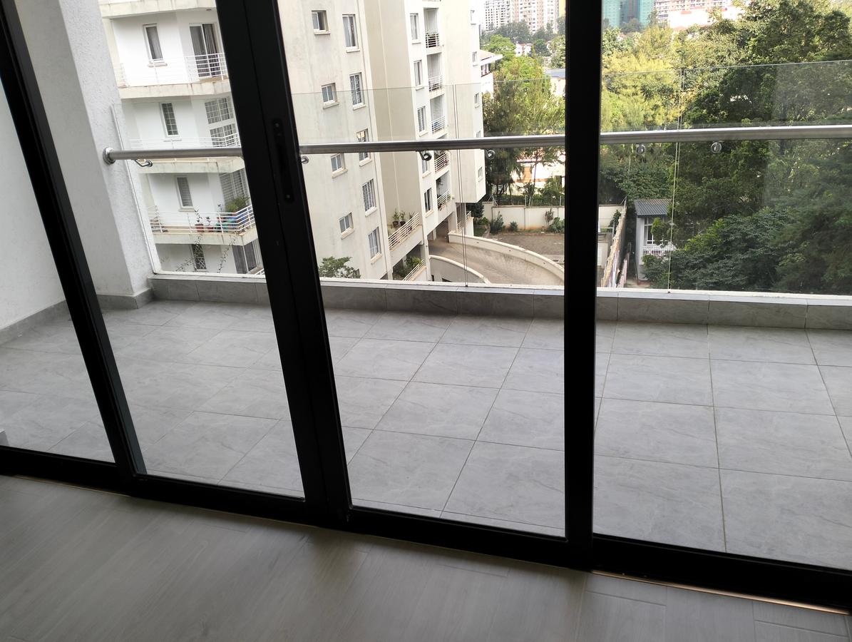 Serviced 4 Bed Apartment with En Suite in Kilimani - 11