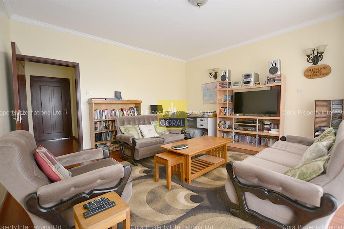7 Bed Apartment with En Suite in Lavington - 9
