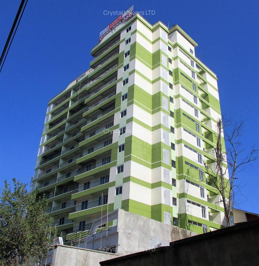 2 Bed Apartment with En Suite in Lavington - 2
