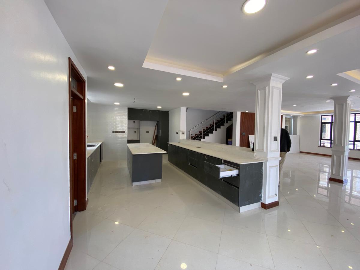 5 Bed Villa with En Suite at Shanzu Road - 3