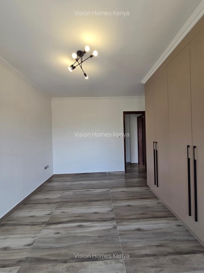 2 Bed Apartment with En Suite in Brookside - 19