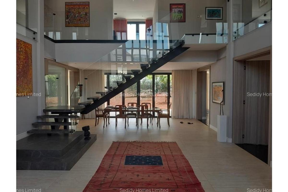 5 Bed Villa with En Suite in Runda - 5