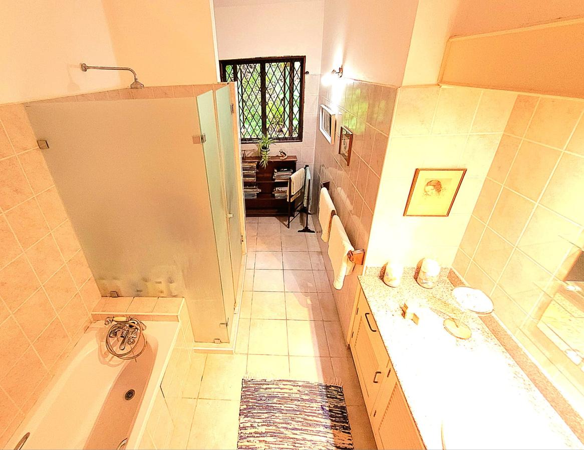 3 Bed Villa with Swimming Pool in Diani - 11