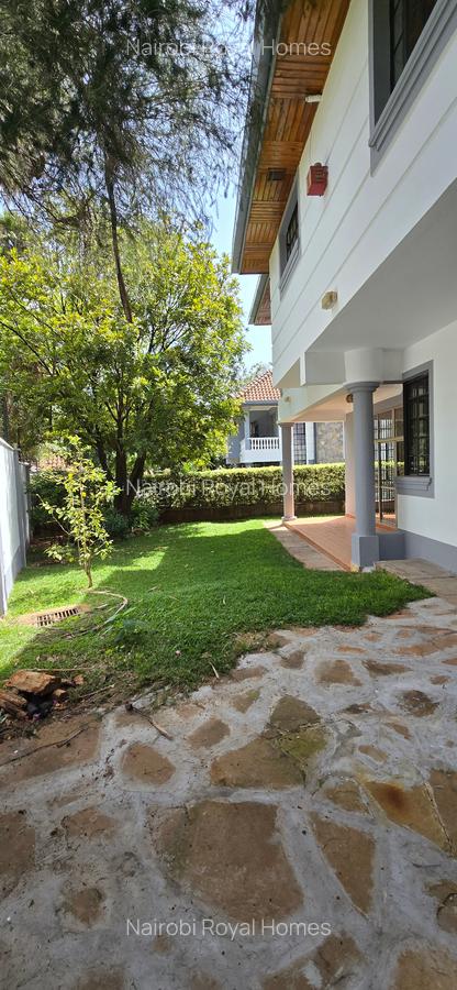 4 Bed Townhouse with En Suite at Lavington Green - 7