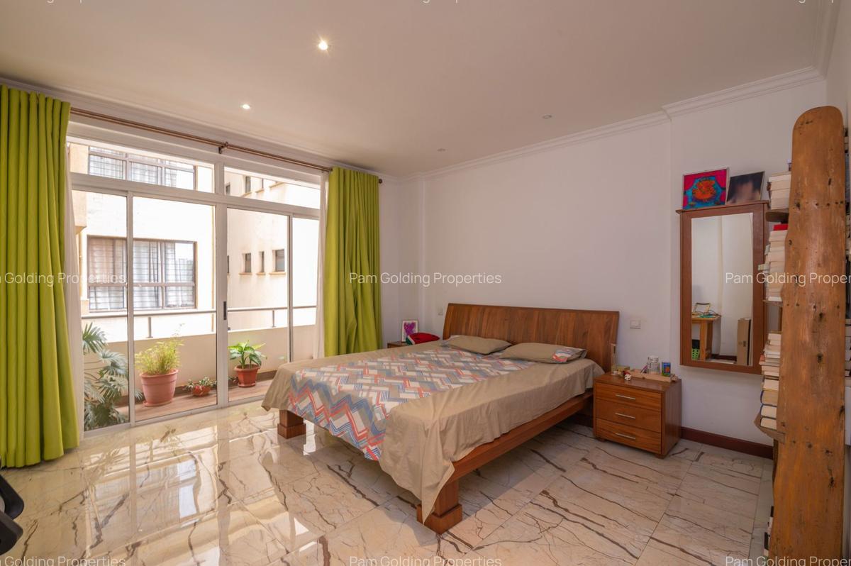 4 Bed Apartment with En Suite at General Mathenge - 15