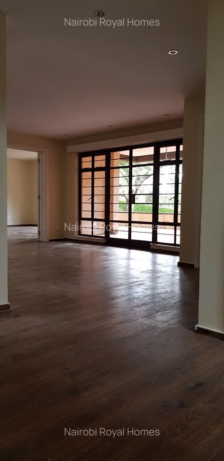 4 Bed Townhouse with En Suite at Rosslyn Lone Tree Road 55 - 7