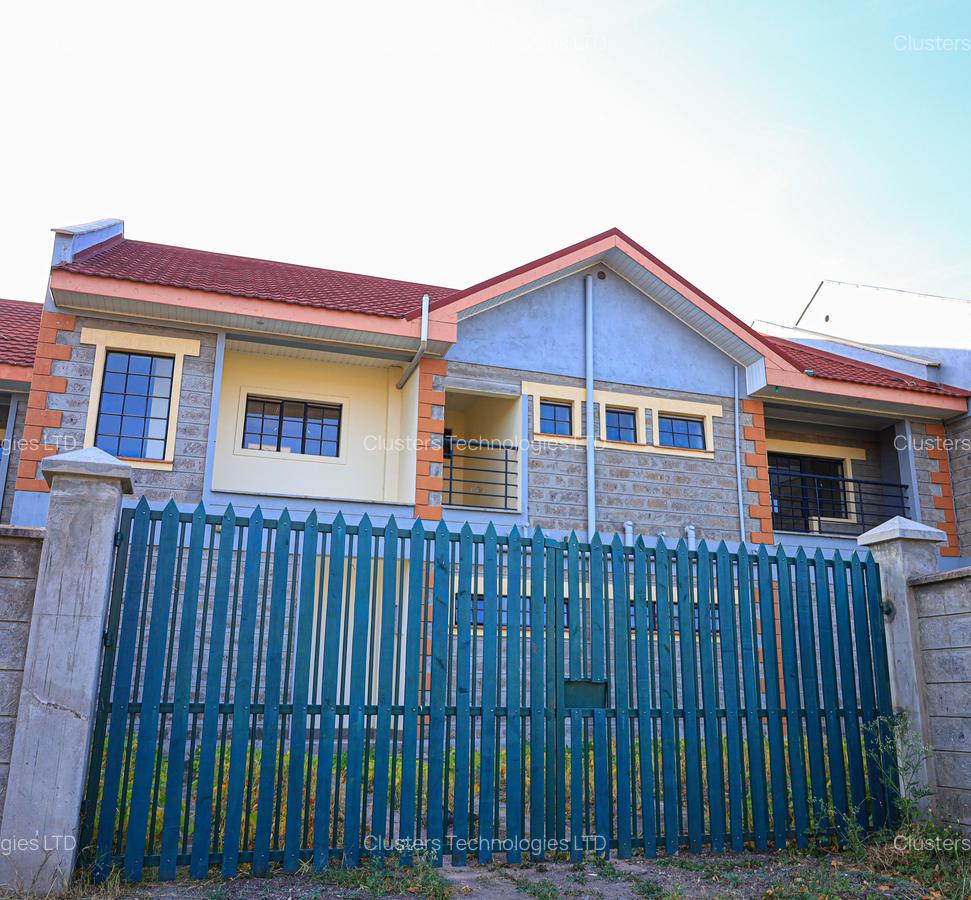 Commercial Property with Parking at Mutongoni Road - 3