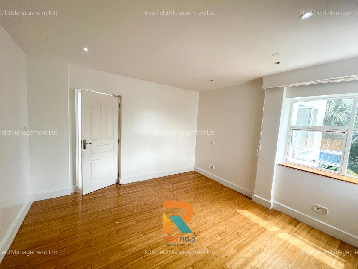 2 Bed Apartment with En Suite in Rhapta Road - 10