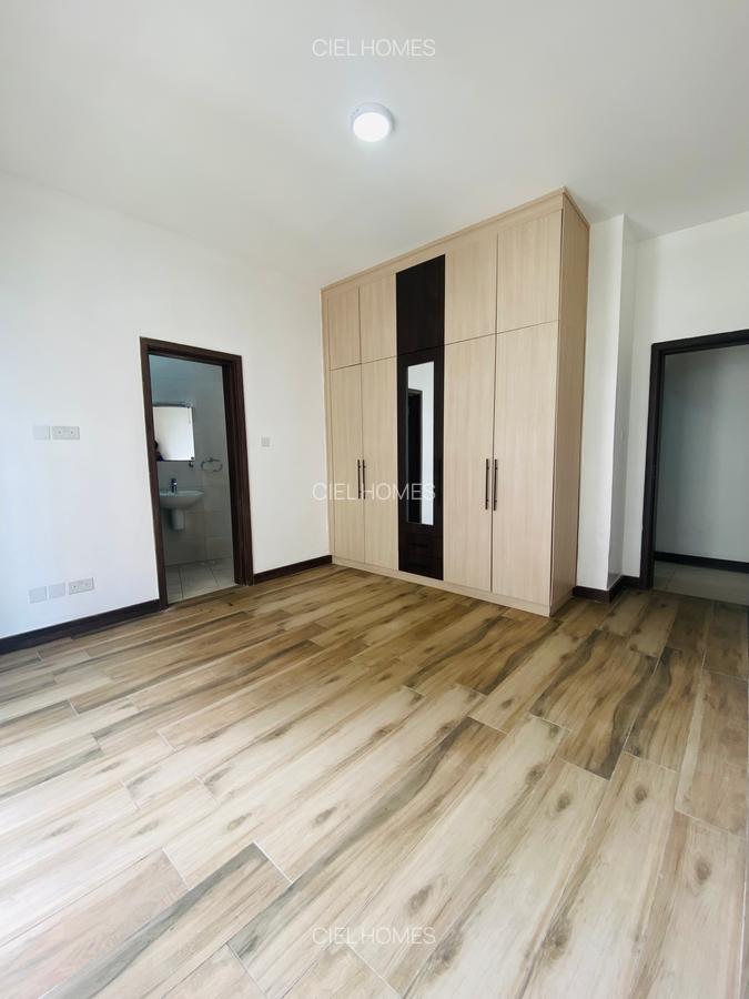2 Bed Apartment with En Suite in Kilimani - 11