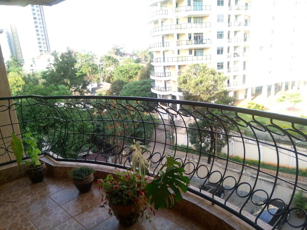 3 Bed Apartment in Kilimani - 6