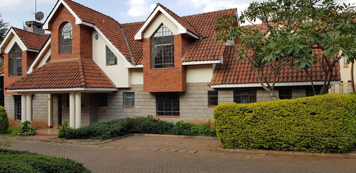 4 Bed Townhouse with En Suite at Chalbi Drive - 5