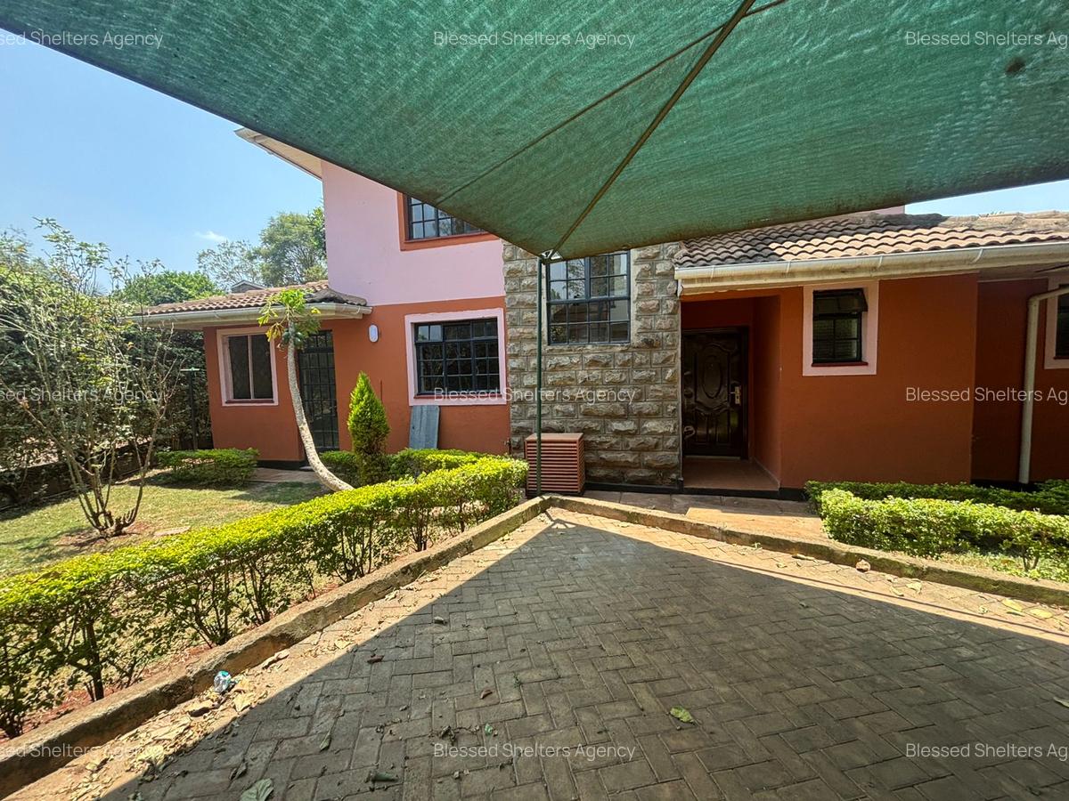 5 Bed Villa with En Suite in Kiambu Road - 2