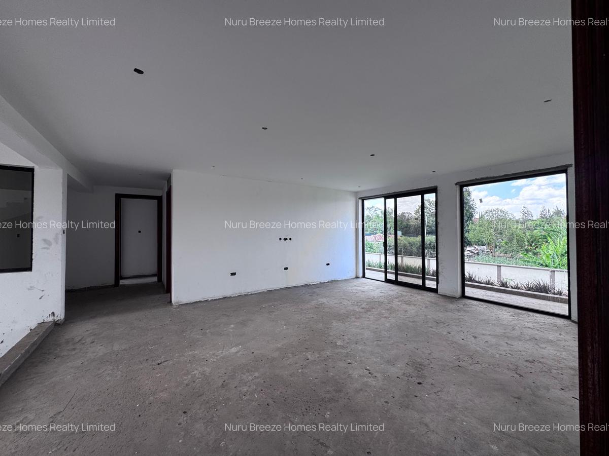 5 Bed Townhouse with En Suite in Karen - 10