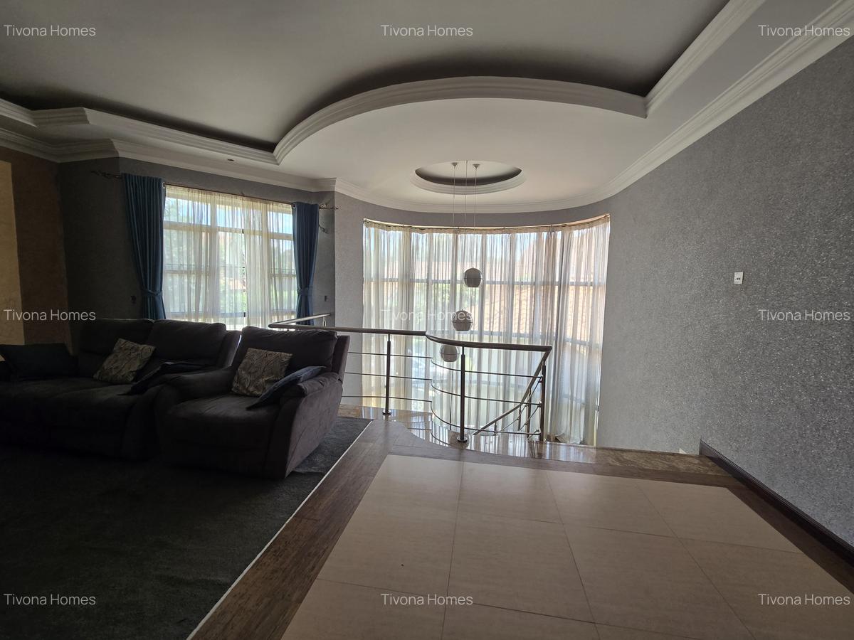 4 Bed House with En Suite in Runda - 4