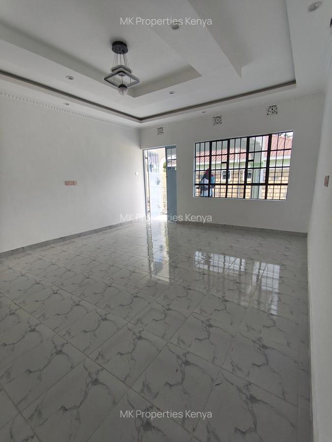 3 Bed House with En Suite at Magadi Road - 4